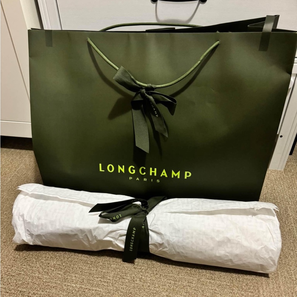 Longchamp Black Yoga Mat